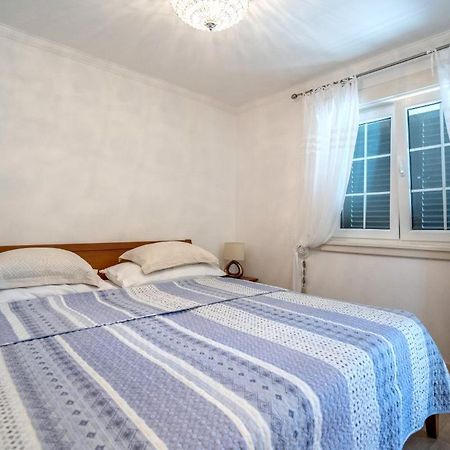 Apartments Inn Baška Voda Kültér fotó