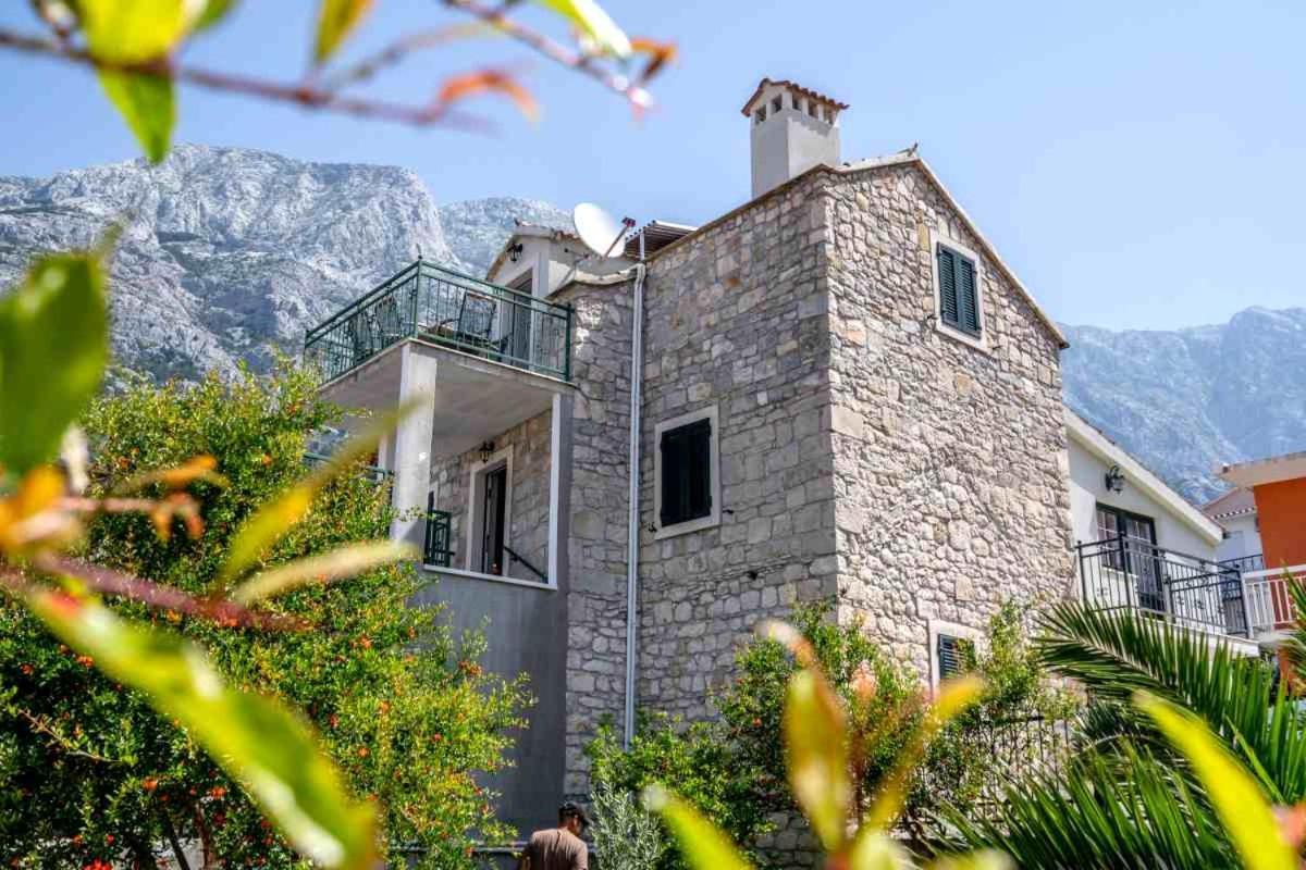 Apartments Inn Baška Voda Kültér fotó