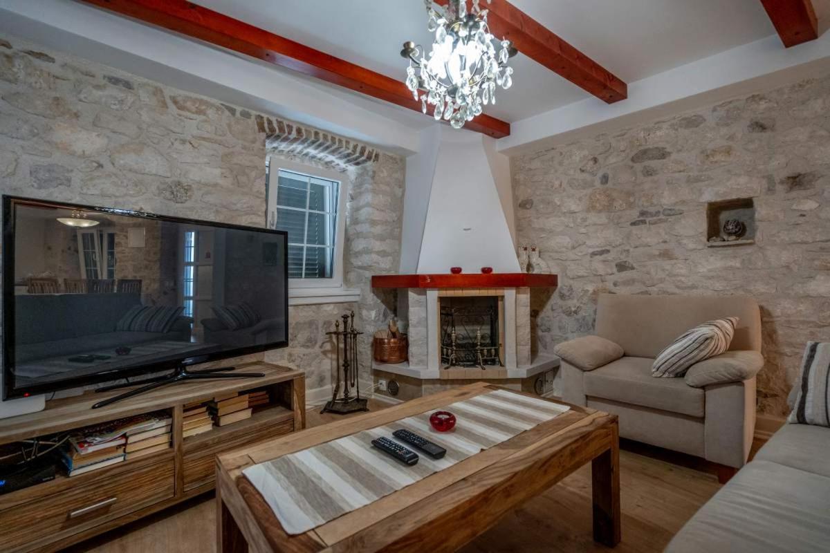 Apartments Inn Baška Voda Kültér fotó