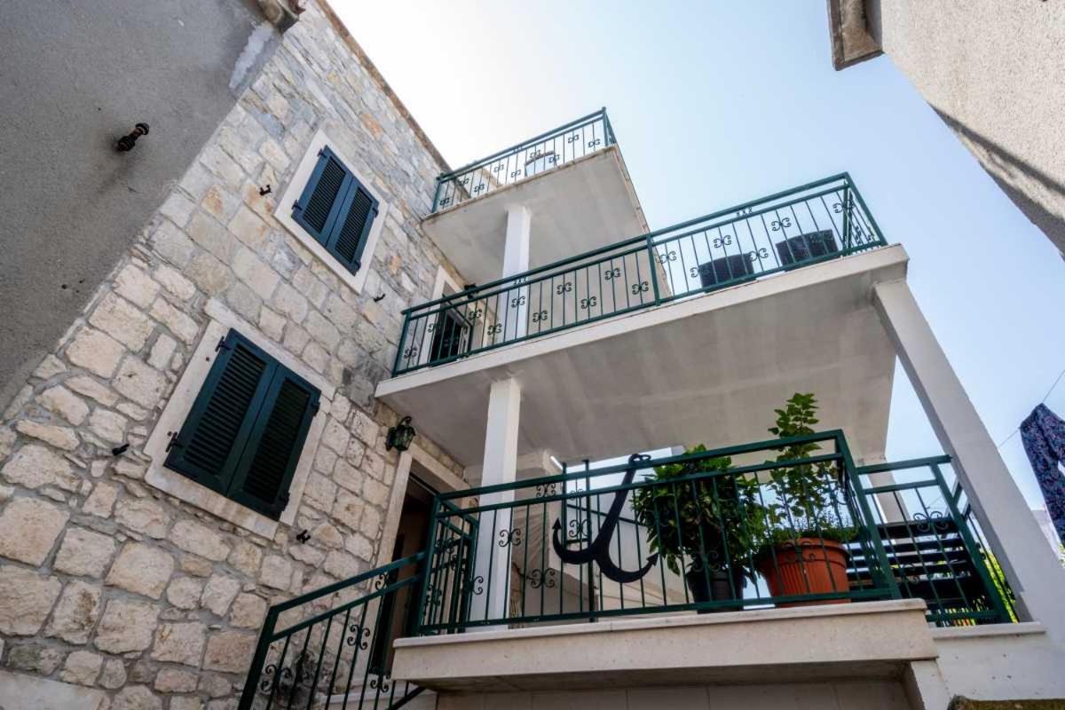 Apartments Inn Baška Voda Kültér fotó