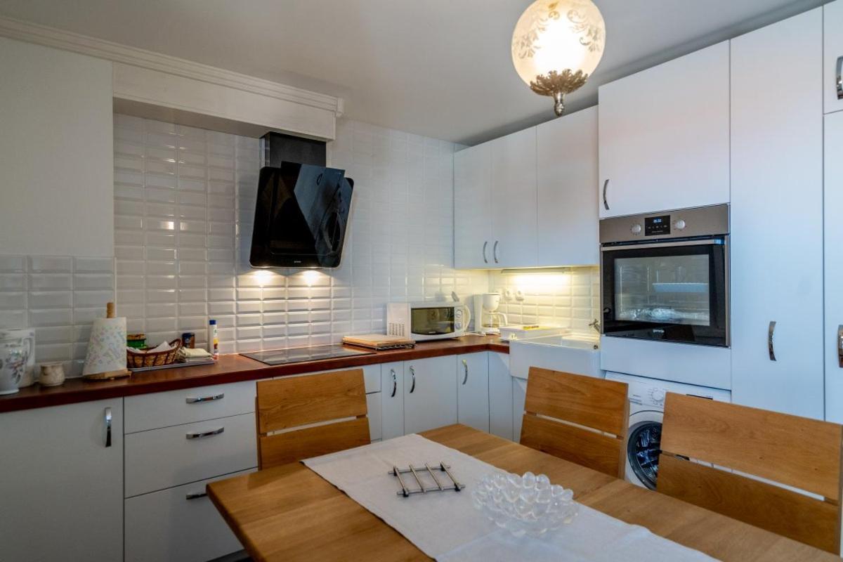 Apartments Inn Baška Voda Kültér fotó