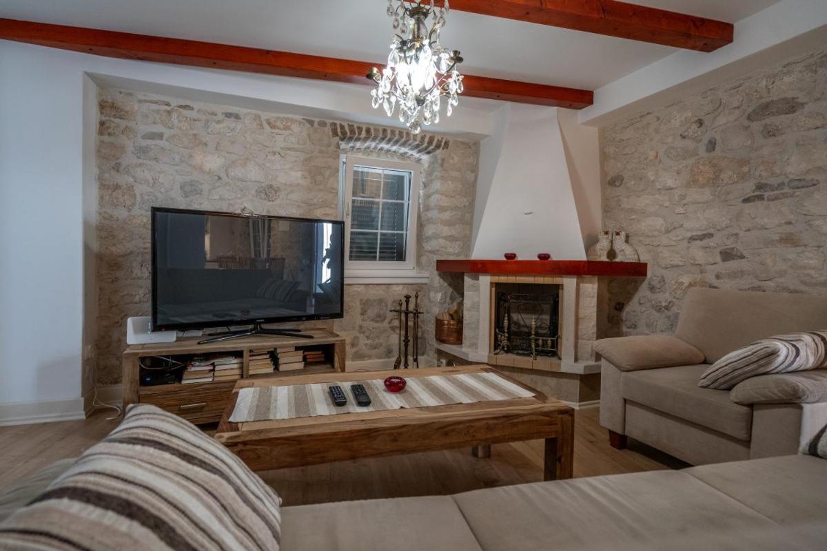 Apartments Inn Baška Voda Kültér fotó